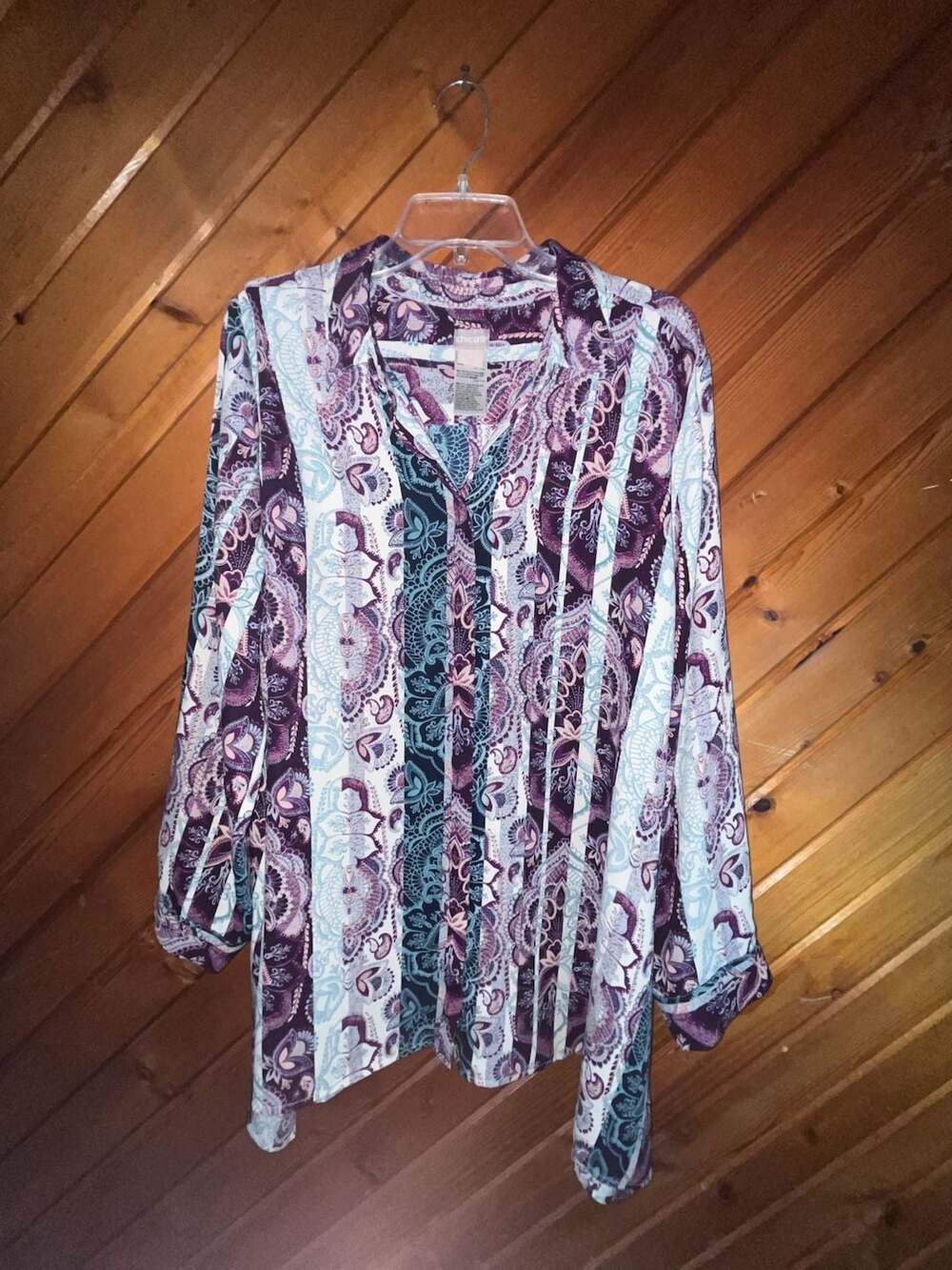 Chico's Long Sleeve Button Front Shirt Size 4 20/22 Purple Paisley Print